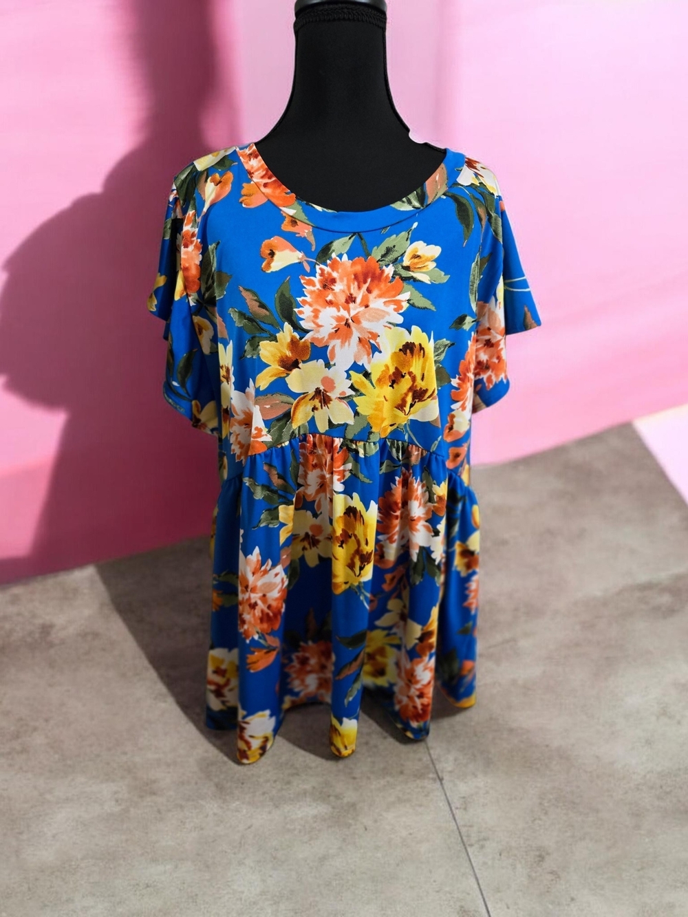 Blue Floral Short-Sleeve Tunic Size 1x EUC by Haptics